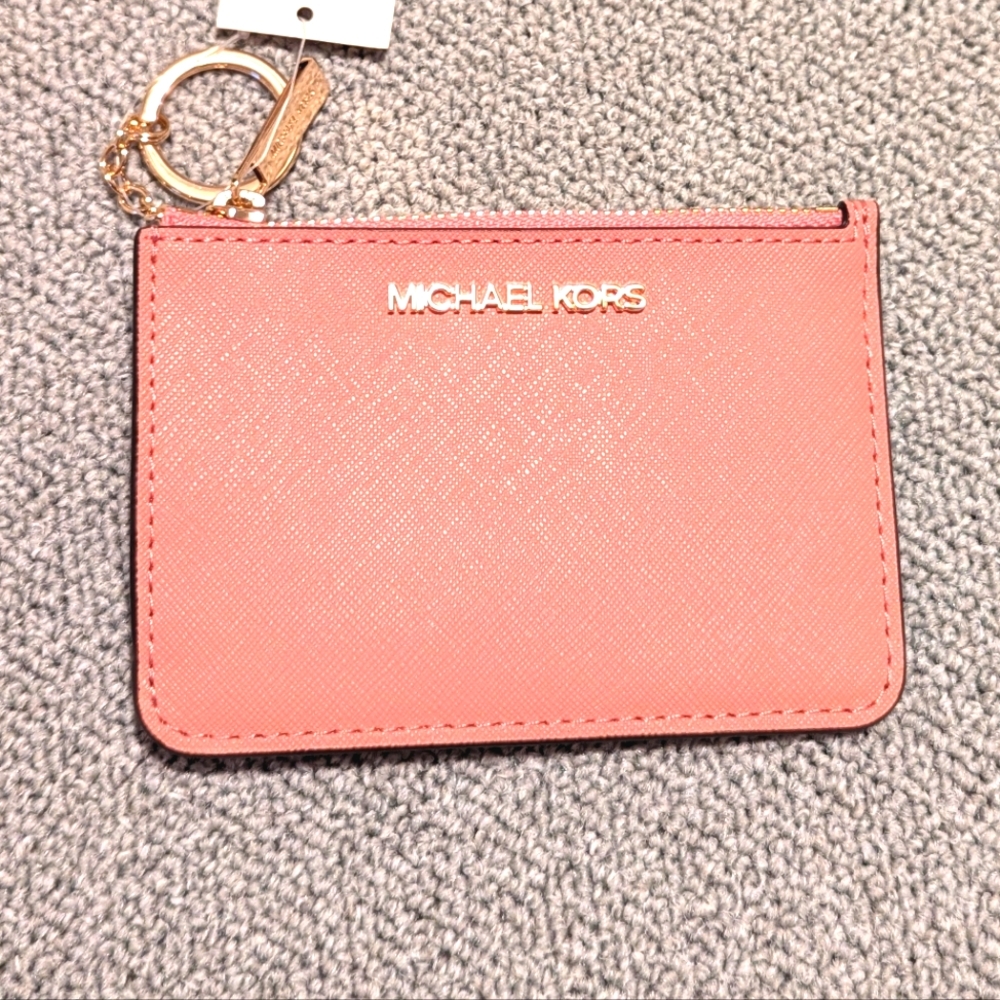 Michael Kors Pink Wallet - Picture 2 of 7
